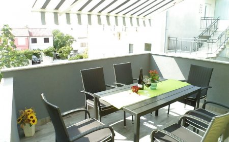Apartmanok és Szobák Parkolóhellyel Crikvenica - 12305