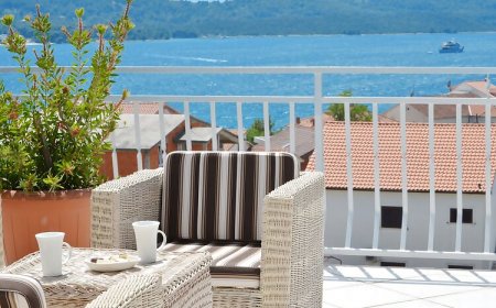 Apartmanok Parkolóhellyel Okrug Gornji, Ciovo - 13891 Okrug Gornji