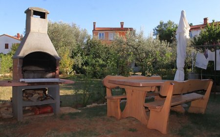 Apartmanok Parkolóhellyel Fazana - 7206 Fažana