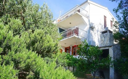 Apartmani Ana Zavala