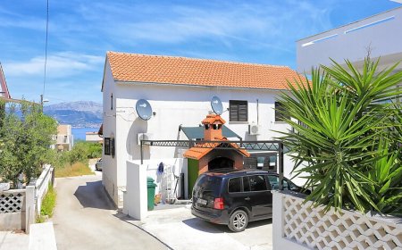 Apartmanok A Tenger Mellett Slatine, Ciovo - 16131 Slatine