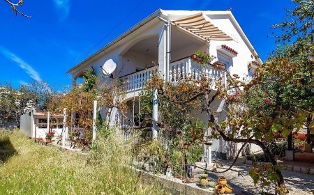 Apartments Alma Povljana