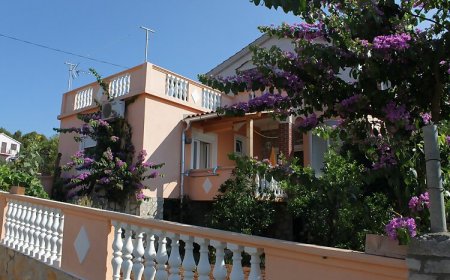 Apartmanok Parkolóhellyel Sali, Dugi Otok - 8153 Sali