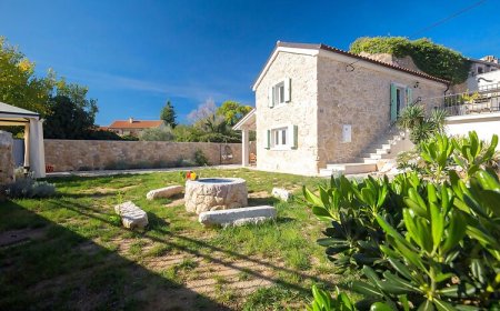 Holiday Home Misto Malinska