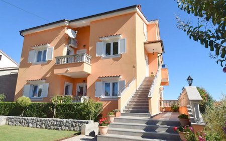 Apartments Mladenka Malinska