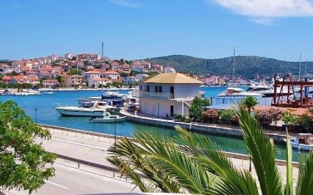 Apartmani Tea Rogoznica