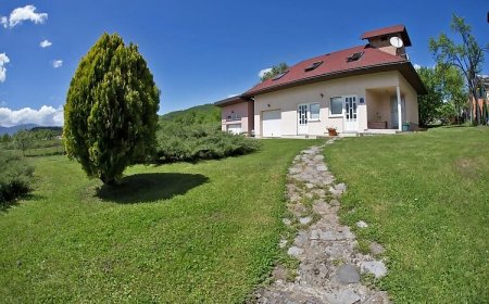 Apartmanok Gyermekes Családok Részére Otocac, Velebit - 18109 Otočac