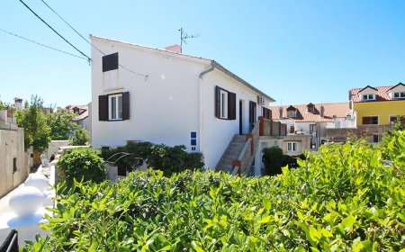 Apartmani Plese Baška