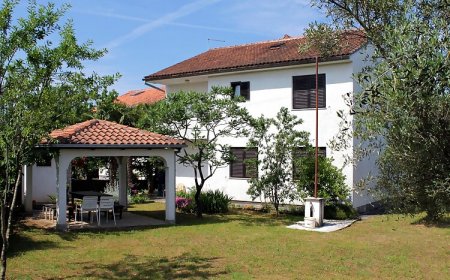 Apartmanok Parkolóhellyel Malinska, Krk - 5387 Malinska