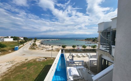 First to the sea Tudek Lozice