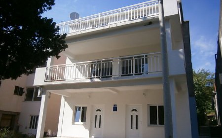 Apartmani Niki Blace