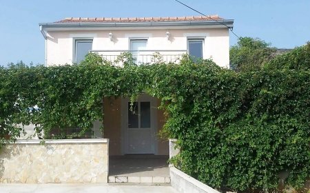 Apartmanok A Tenger Mellett Tkon, Pasman - 19024 Tkon