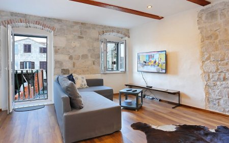 Apartmanok Parkolóhellyel Omis - 19051 Omiš