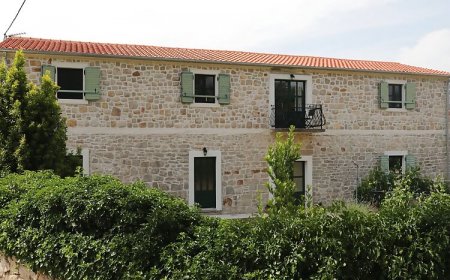 Apartments Tarragon Ugrinic