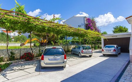 Apartments Mate Okrug Gornji