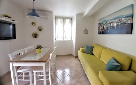 Apartmanok A Tenger Mellett Supetar, Brac - 5657 Supetar