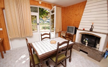 Apartmanok Parkolóhellyel Postira, Brac - 5659 Postira