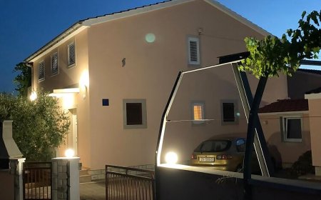 Apartmani Toni Privlaka