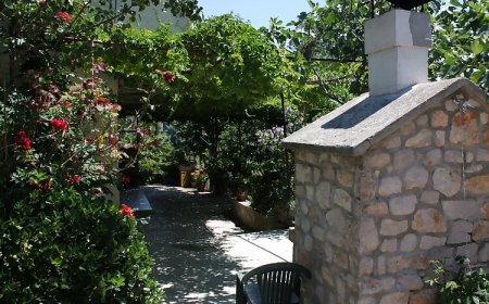 Apartmanok Parkolóhellyel Murter - 5098