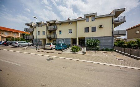 Apartmanok Parkolóhellyel Kastel Stari, Kastela - 18812 Kaštel Stari