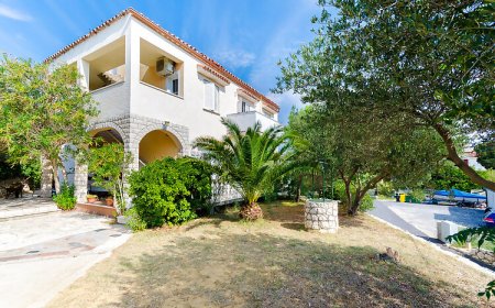 Apartments Sime Lopar