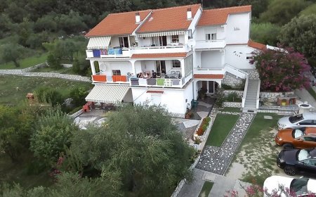 Apartmani Dora Kampor