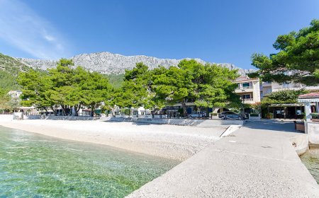 Apartments and Room Nada Drvenik