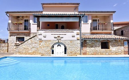 Apartmani Noemi Tar