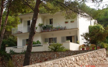 Apartmani Matkov Jelsa