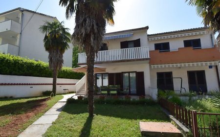 Apartment Lorela Malinska