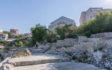 Apartments Mate Razanj