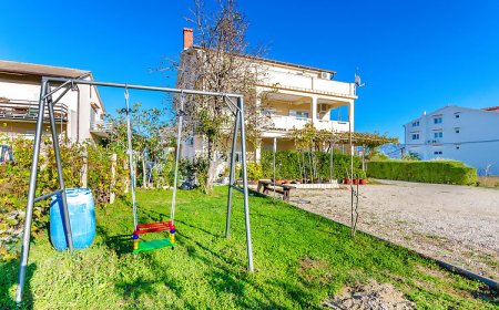 Apartments Marija P Lopar