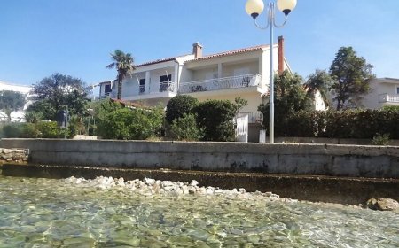 Apartman Andri Petrcane