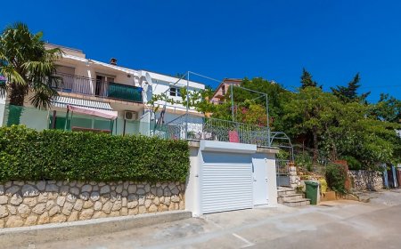 Apartments Adrasteja Dramalj
