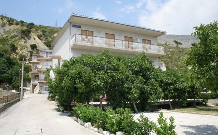 Apartmanok A Tenger Mellett Duce, Omis - 2731 Duće
