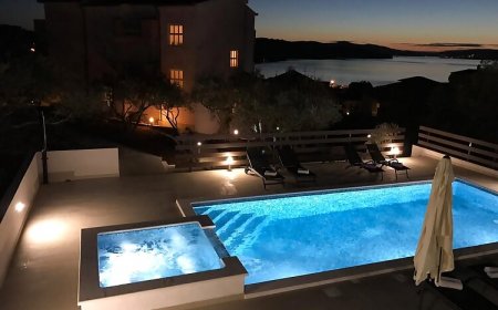 Apartmanok Medencével Okrug Gornji, Ciovo - 12119 Okrug Gornji