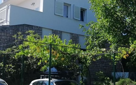 Apartment Penthouse by the sea Vrboska