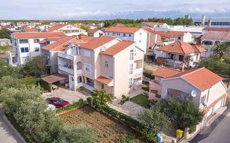 Apartments Lenka Vrsi