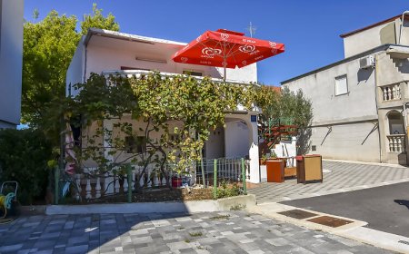 Apartments Cvitic Rogoznica