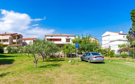 Apartments Anica F Lopar