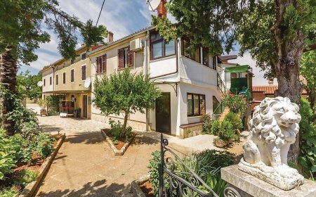 Apartmanok Parkolóhellyel Novigrad - 14408