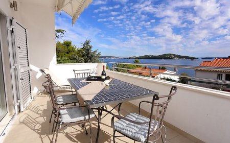 Apartmanok A Tenger Mellett Seget Vranjica, Trogir - 10328 Seget Vranjica