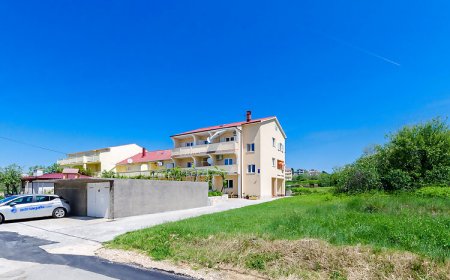 Apartments and Room Sime M Lopar