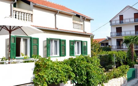 Apartments Vladimir Vodice