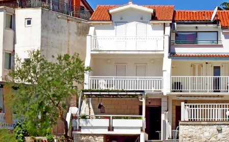 Apartments Mara Klek