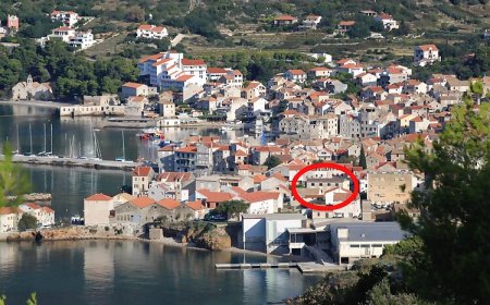 Apartmanok A Tenger Mellett Komiza, Vis - 8860 Komiža