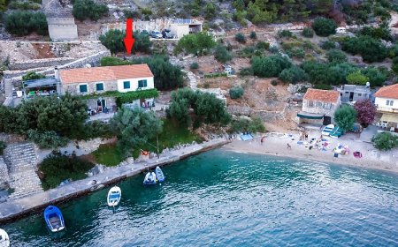 Robinzoni Apartmanok A Tenger Mellett Öböl Torac, Hvar - 4044 Torac