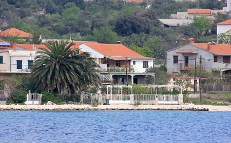 Apartmanok A Tenger Mellett Vinisce, Trogir - 10006 Vinišće
