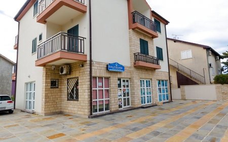 Apartments Karmen I Primosten