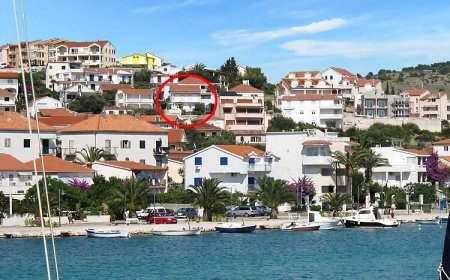 Apartmanok Parkolóhellyel Rogoznica - 17138